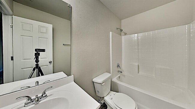 Building Photo - 4332 Siena Rdg Blvd