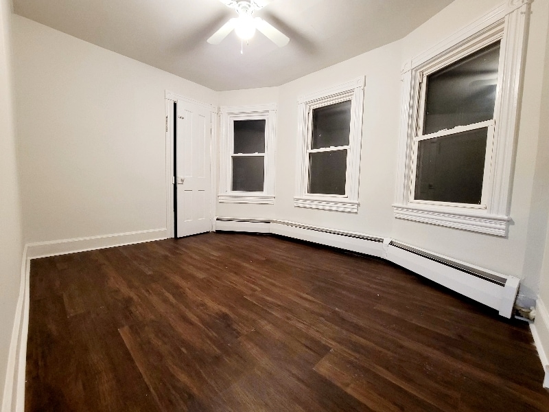 Building Photo - 1312 N Washington St