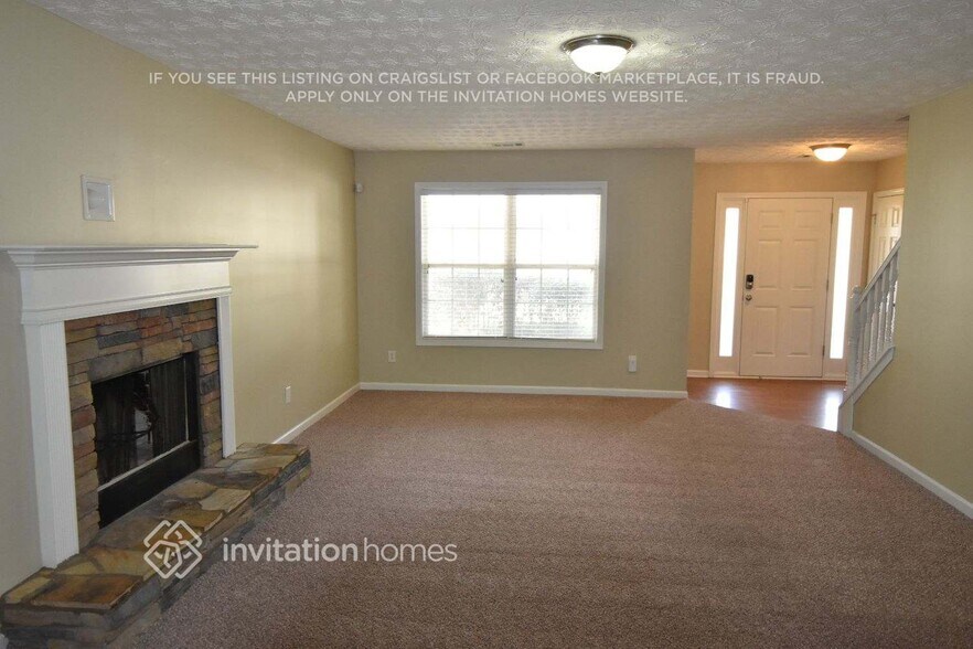 Building Photo - 1521 River Song Way