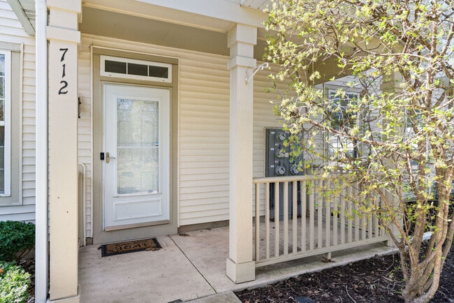 Building Photo - 712 Morris Ct