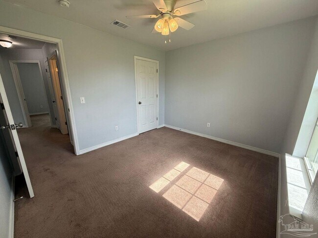 Building Photo - 2111 Coral Creek Dr