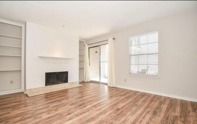 Building Photo - 2333 Bering Dr