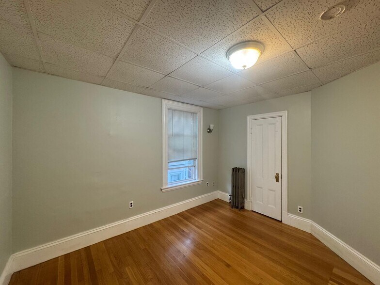 Building Photo - 106 Highland Ave