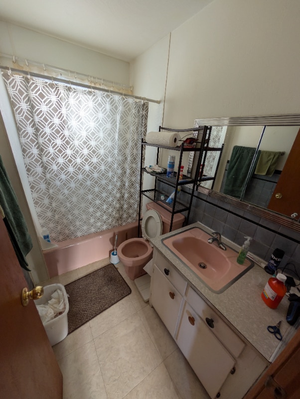 Building Photo - 3512 Fenwick Ave