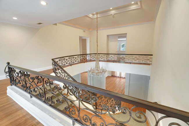 Building Photo - 2784 Deep Canyon Dr