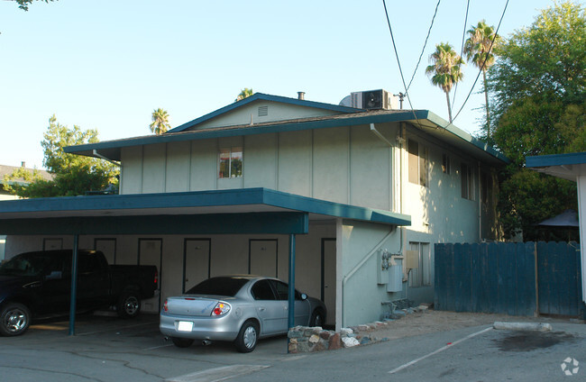 Building Photo - Sierra Garden Apartments