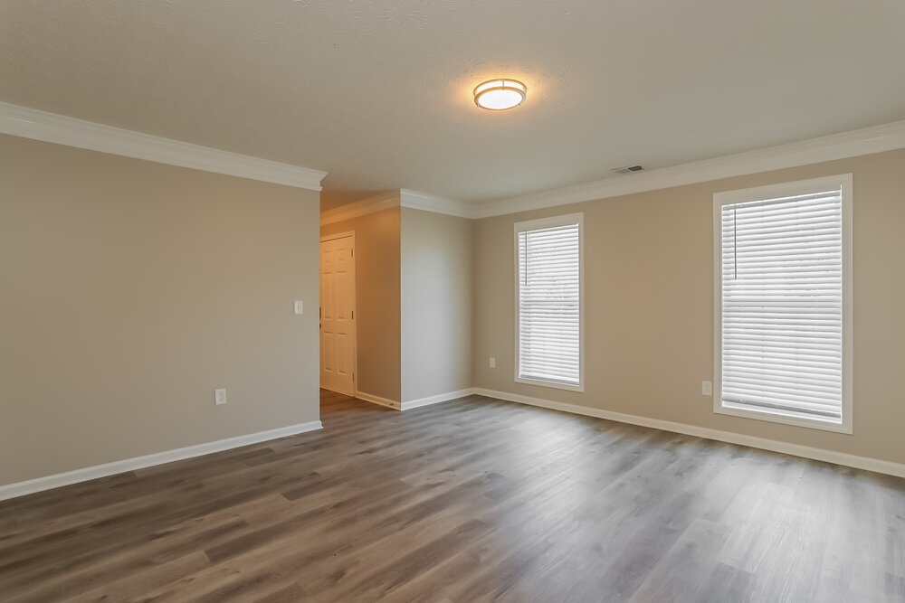 Building Photo - 733 Sinclair Way