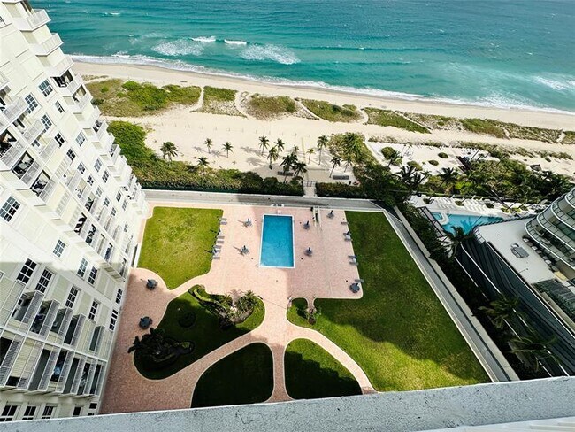 Building Photo - 750 N Ocean Blvd