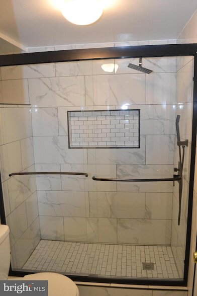 Building Photo - 5153 Frederick Ave