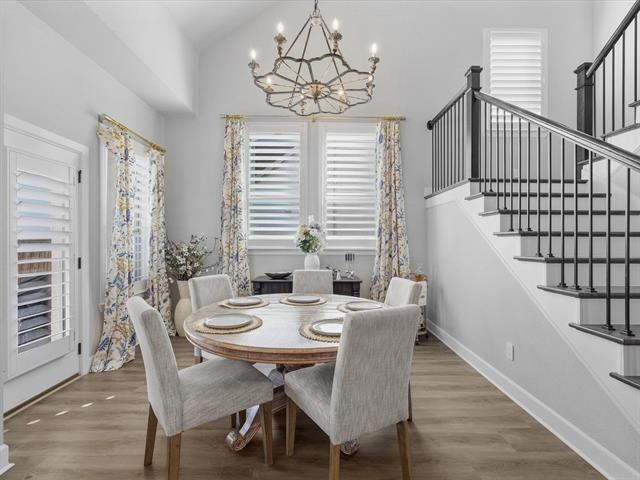 Building Photo - 2325 Offerande Dr