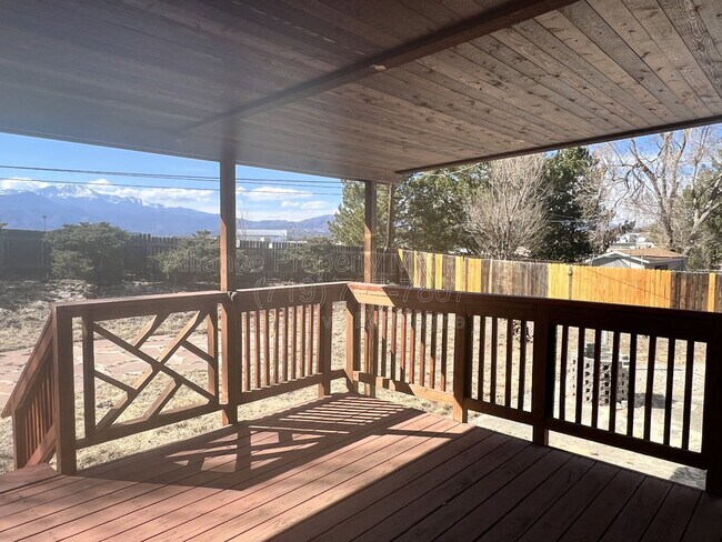 Building Photo - 4009 Wakely Dr