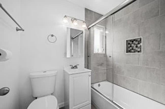 Building Photo - 2136 Drescher St