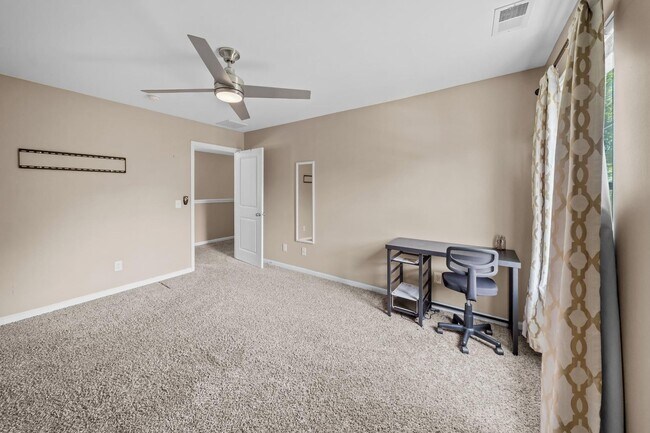 Building Photo - 4540 Garden Hills Loop