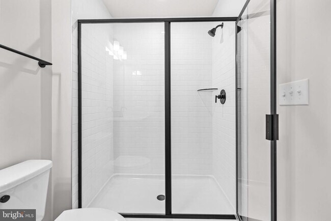 Building Photo - 6236 Folly Ln