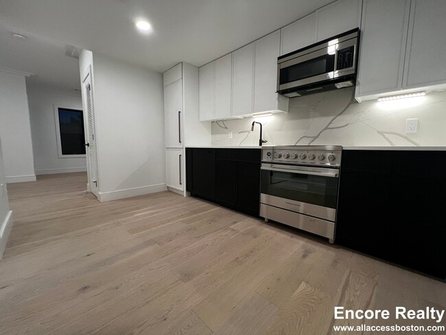 Building Photo - 54 Leo M Birmingham Pky