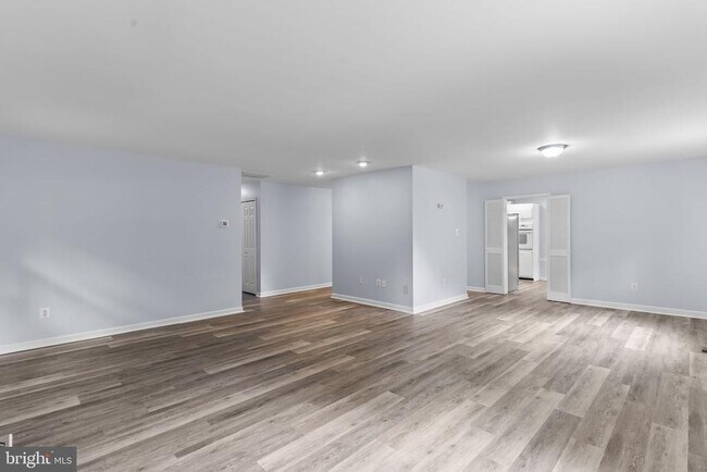 Building Photo - 13501 Ivy Way