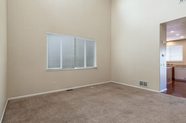 Building Photo - Single Family House for Rent - Claremont Ranch, Colorado