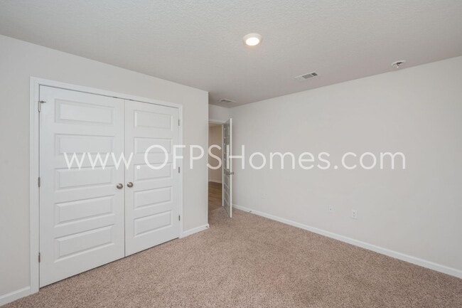 Building Photo - 6705 Sarah Ann Way