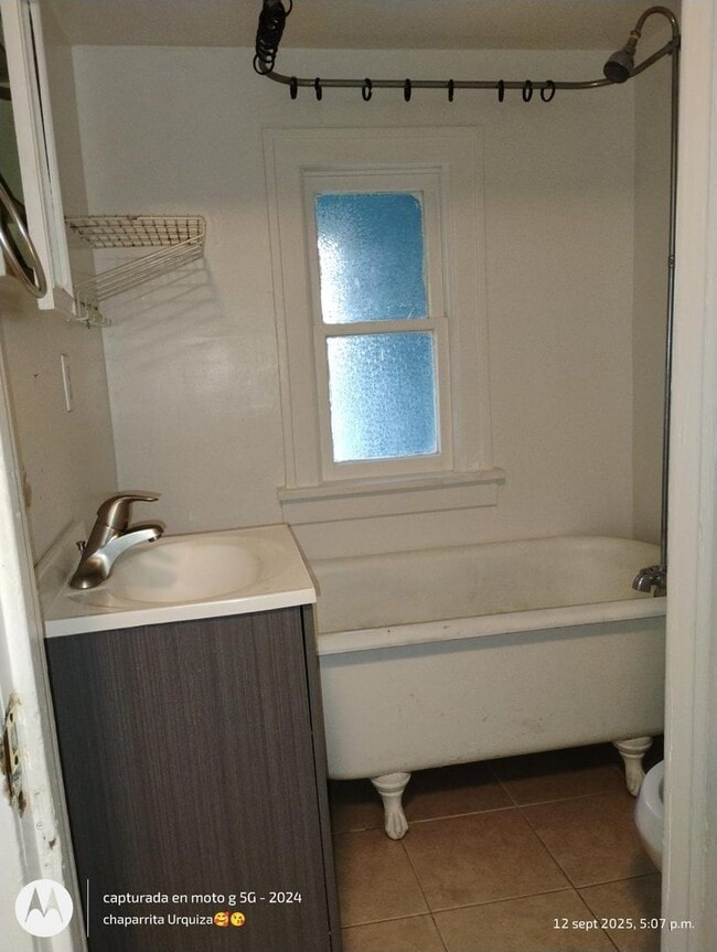 Building Photo - 419 N Princeton Ave