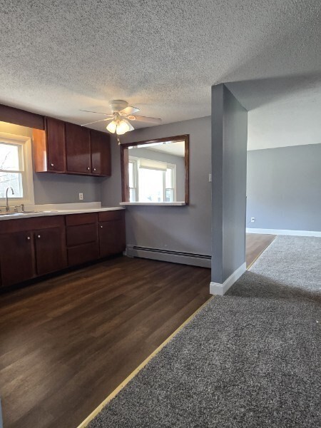 Building Photo - 19 Chapman Ave