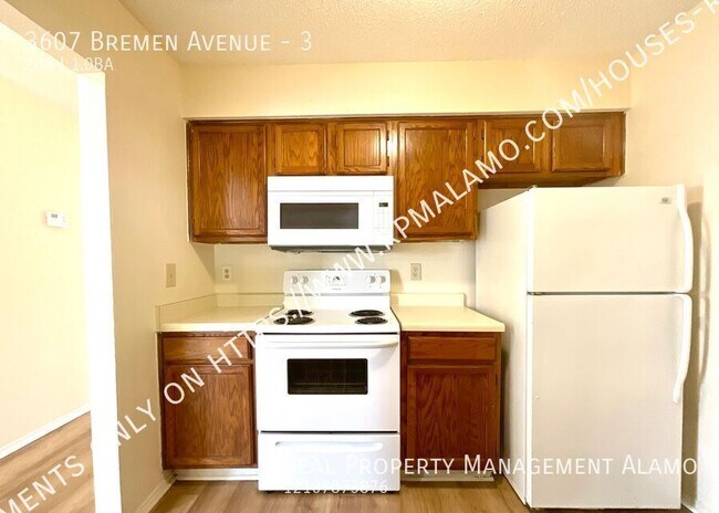 Building Photo - 3607 Bremen Ave