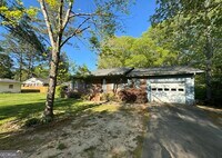 Building Photo - 133 McCaskill Dr