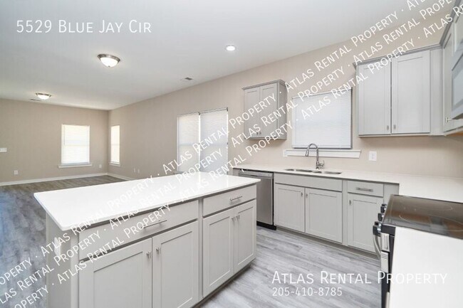 Building Photo - 5529 Blue Jay Cir