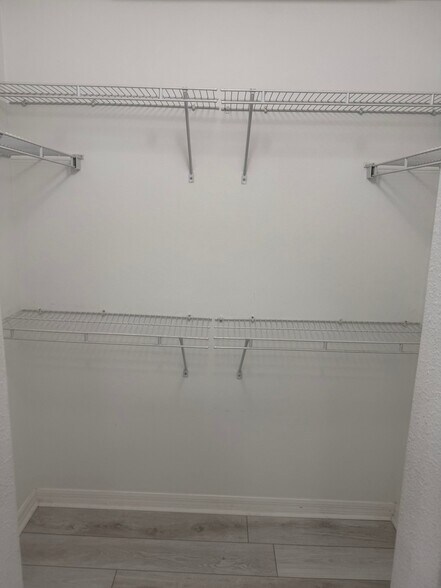 Building Photo - 4290 SW 110th Ln