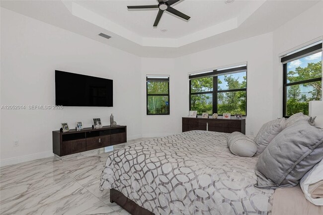 Building Photo - 12835 Bayside Ct