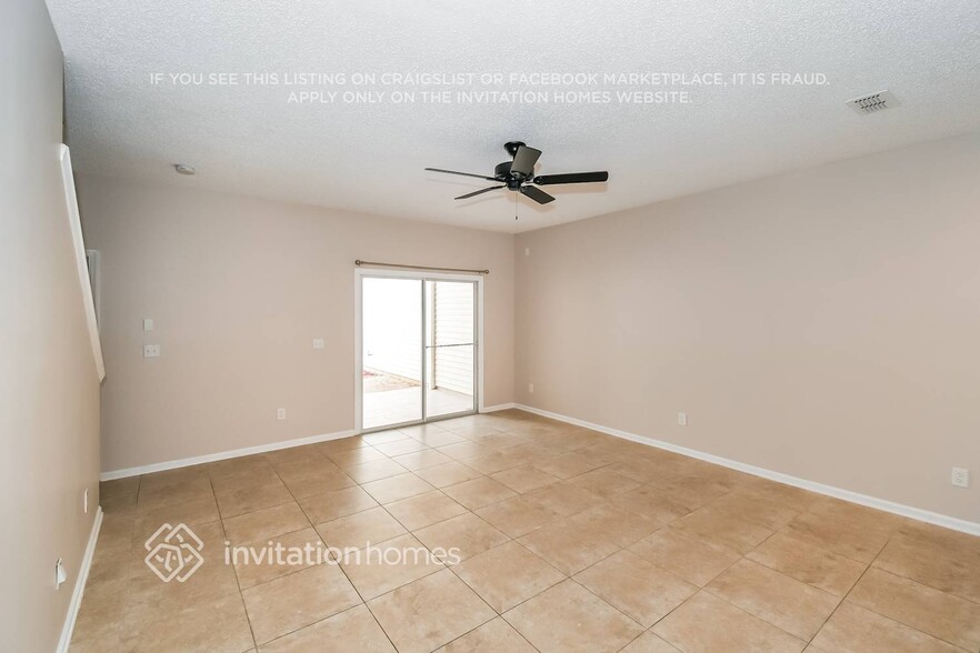 Building Photo - 325 Pecan Grove Dr
