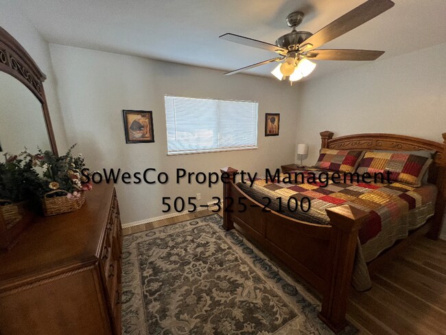 Building Photo - Beautiful Furnished Property; Three Bedroo...