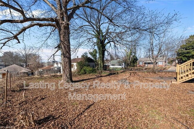 Building Photo - 212 N Laura Wall Blvd