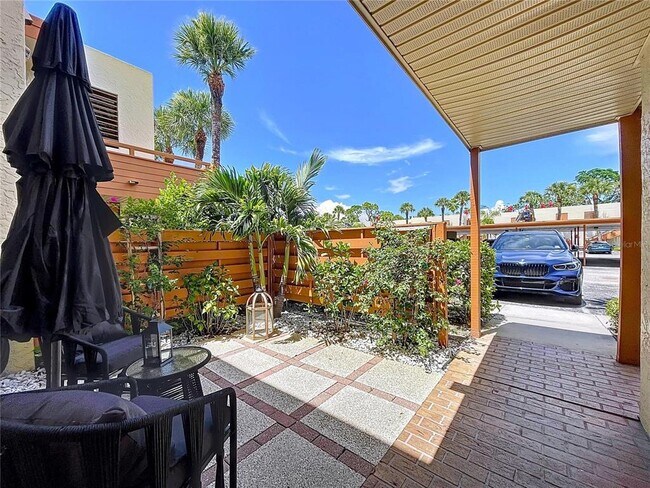 Building Photo - 151 Wild Palm Dr