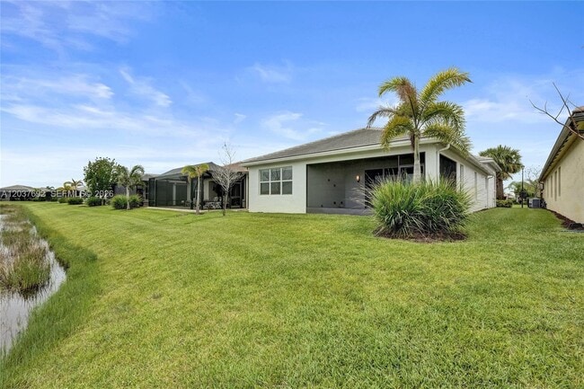 Building Photo - 13328 SW River Rock Rd