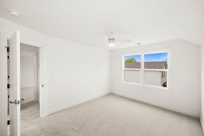 Building Photo - For Rent - 3 Bedroom New Construction Home in Old Hickory