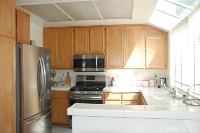 Building Photo - 16236 Peppertree Ln