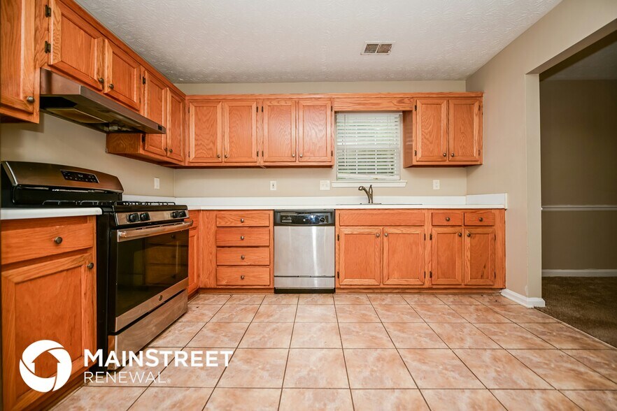 Building Photo - 12246 Cypress Way