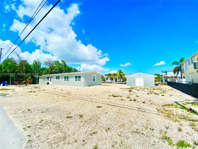 Building Photo - 133 Indies Rd