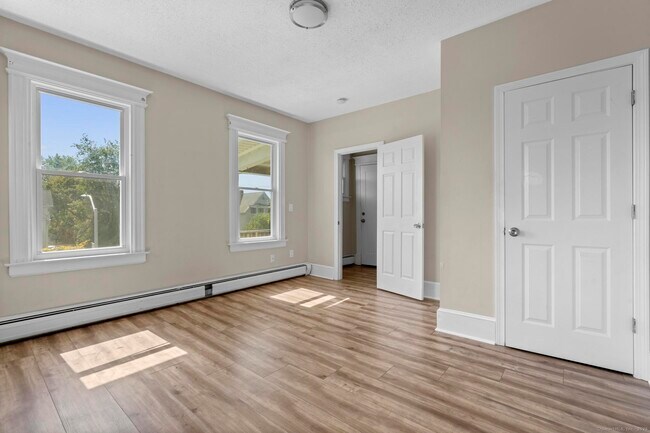Building Photo - 838 Capitol Ave