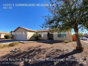 Building Photo - Big Back Yard! Rita Ranch - 3 Bed/2 Bath