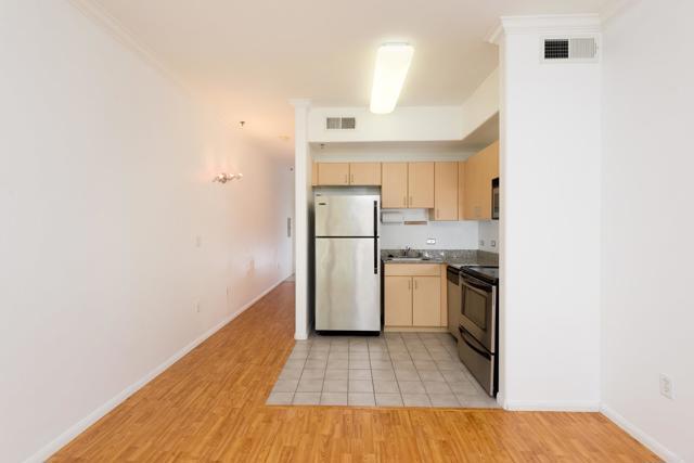 Building Photo - 1643 Sixth Ave
