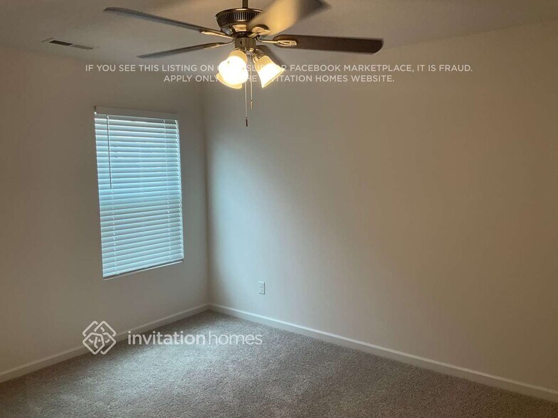 Building Photo - 3808 Lantern Ln