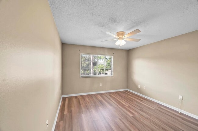 Building Photo - 3614 NW Adriatic Ln