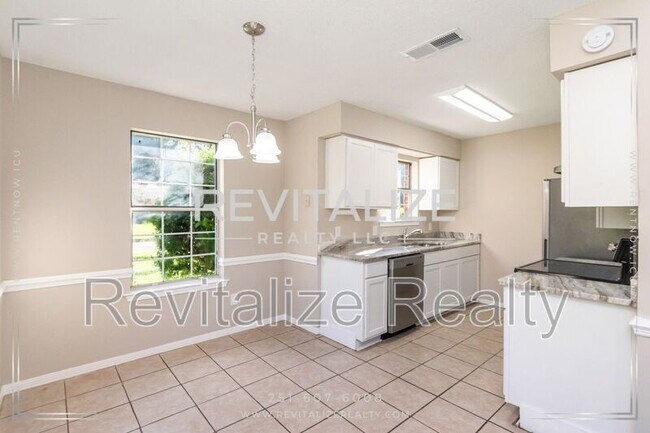 Building Photo - 1066 Bernice Hudson Dr