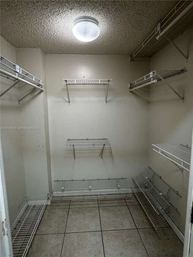 Building Photo - 8500 SW 133rd Avenue Rd