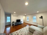 Building Photo - 102 Montgomery Ave