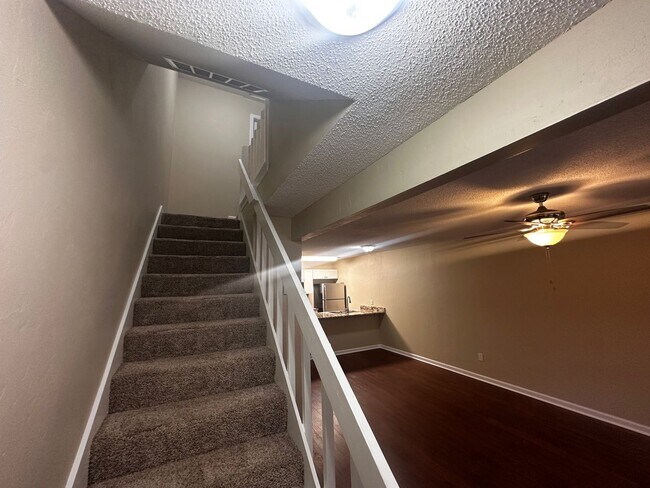 Building Photo - 797 Timber Way Court