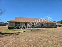 Building Photo - 228 Kettler Dr