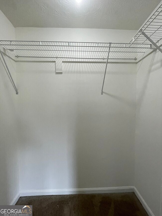 Building Photo - 1088 Riva Ridge Dr NW