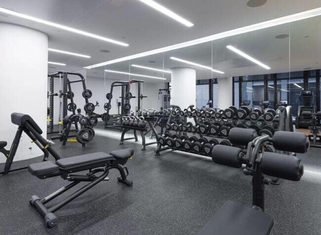 Building Photo - 685 1st Ave